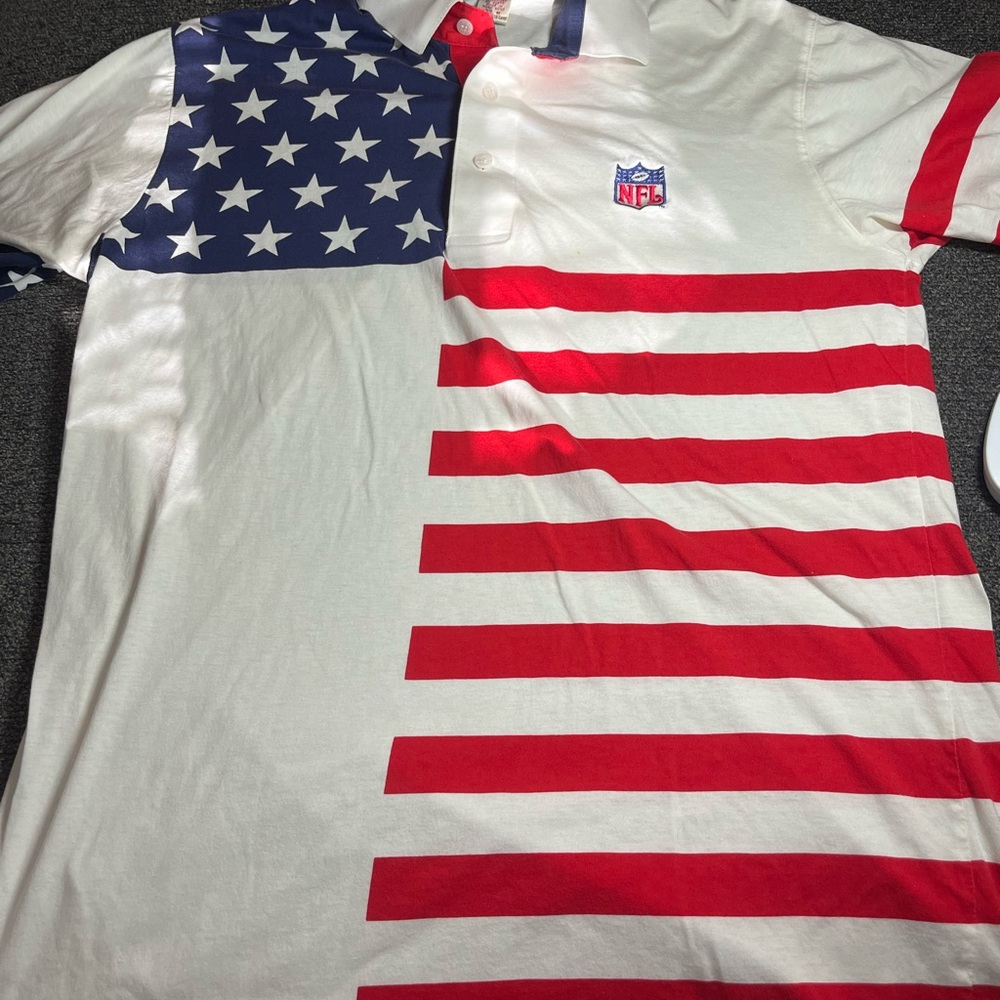 NFL Pro Shop By Antigua American Flag Polo Size M